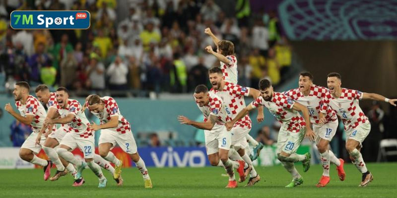 Đội tuyển Croatia (100%) cũng toàn thắng với 4/4 loạt sút. Đội tuyển Croatia (100%) cũng toàn thắng với 4/4 loạt sút.