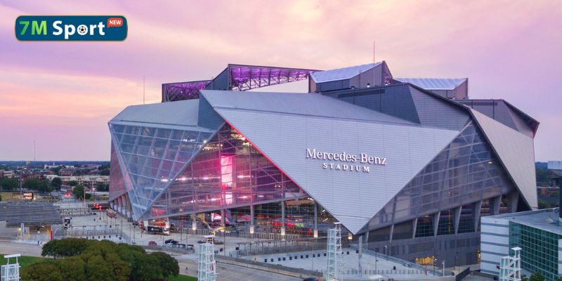 Mercedes-Benz Stadium (Atlanta) – Thiết kế mái che di động hiện đại Mercedes-Benz Stadium (Atlanta) – Thiết kế mái che di động hiện đại